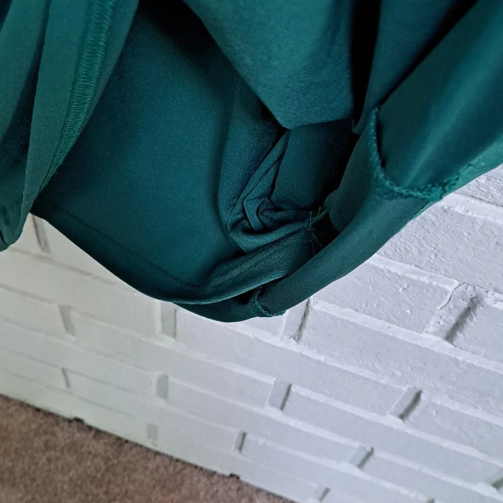 Bob Mackie Teal Green Sequin/Gem Lined Formal Dress. Size 2X NWT - Picture 9 of 11